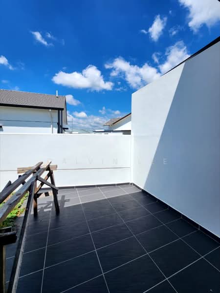 Semi-Detached House for Sale in Bandar Putra (Kulai) - Calvin Lee - PropertyGuru.com.my