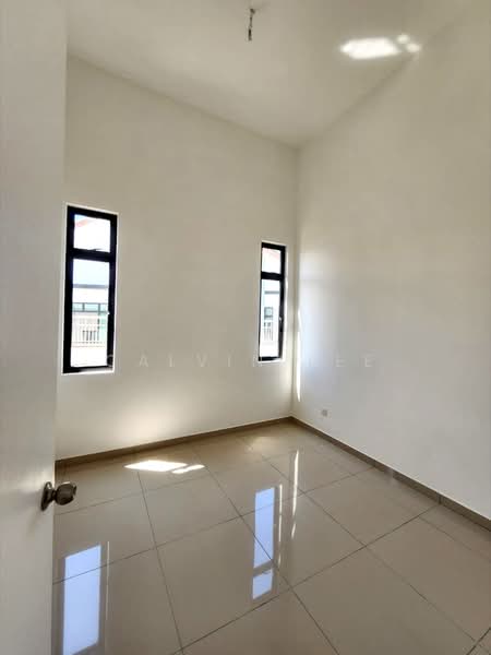 Semi-Detached House for Sale in Bandar Putra (Kulai) - Calvin Lee - PropertyGuru.com.my