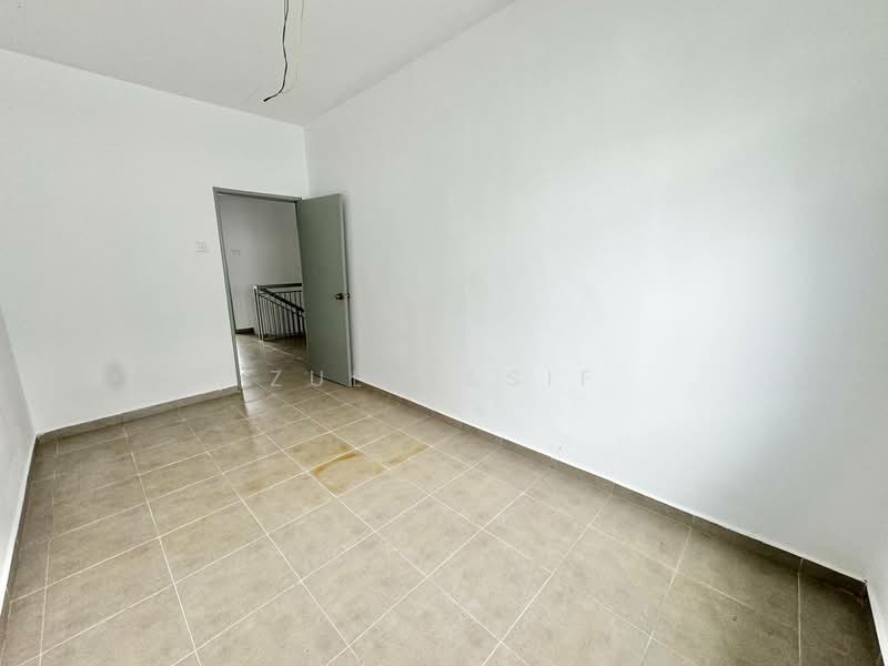 2-storey Terraced House for Sale in Taman Kundang Jaya (Rawang) - Zul Hasif - PropertyGuru.com.my