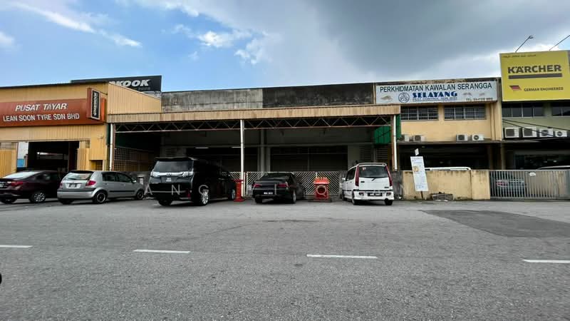 Factory for Rent in Taman Sri Batu Caves (Batu Caves) - Ang Yi Quan - Exterior - PropertyGuru.com.my