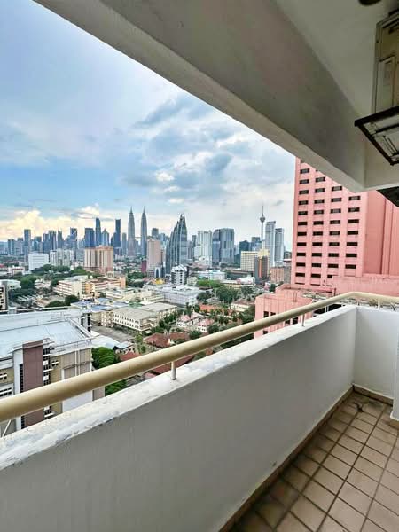 Kondominium untuk Disewa di The Vistana - Joe Tan - Balcony - PropertyGuru.com.my