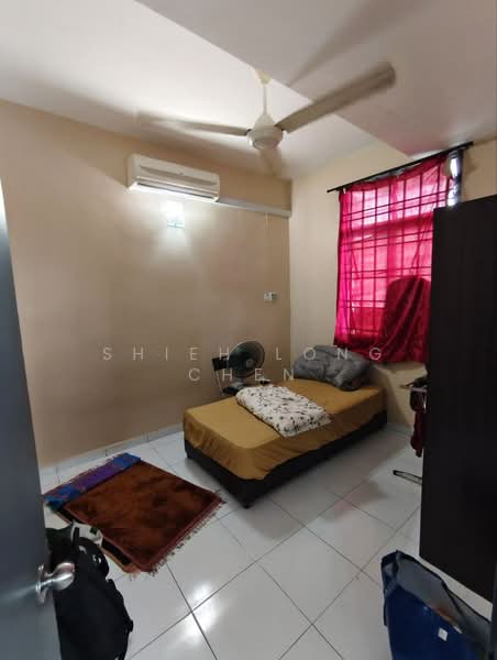 Rumah Berkembar untuk Dijual di Taman Mutiara Rini (Skudai) - Shieh Long Chen - Bedroom - PropertyGuru.com.my