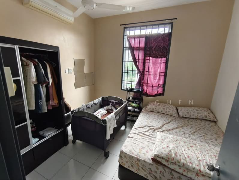 Rumah Berkembar untuk Dijual di Taman Mutiara Rini (Skudai) - Shieh Long Chen - Bedroom - PropertyGuru.com.my