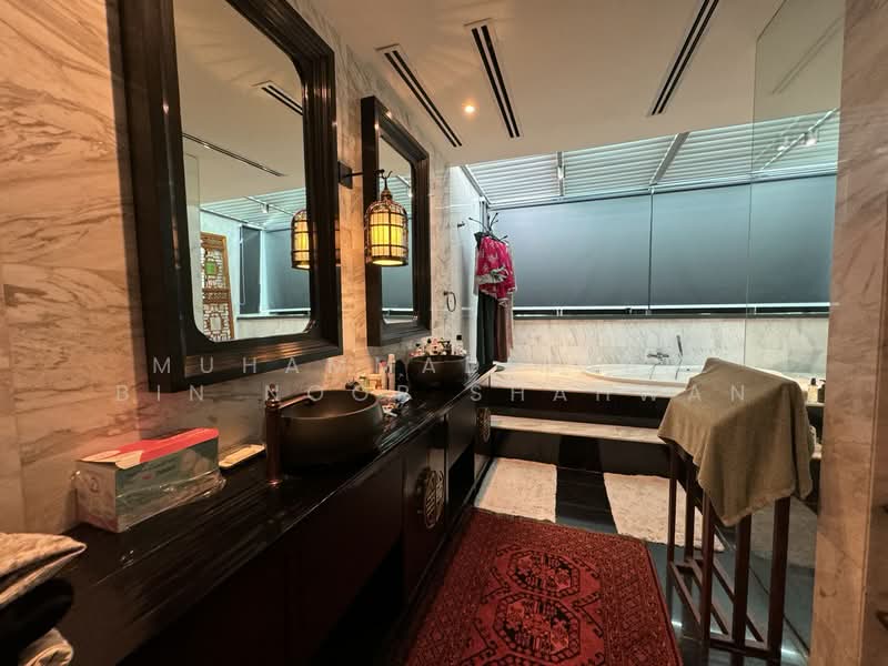 Townhouse for Sale in Bukit Kiara (Kuala Lumpur) - Muhammad Nabil Bin Noor Shahwan - Bathroom - PropertyGuru.com.my