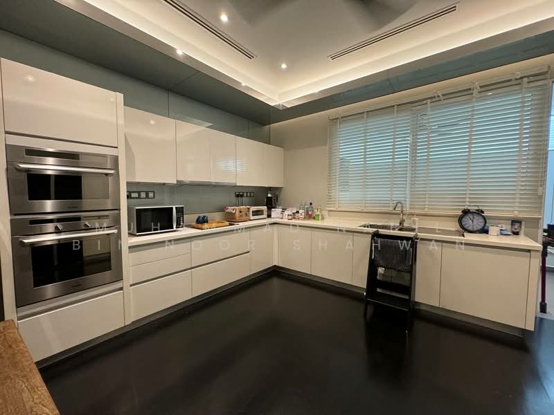 Townhouse for Sale in Bukit Kiara (Kuala Lumpur) - Muhammad Nabil Bin Noor Shahwan - Kitchen - PropertyGuru.com.my
