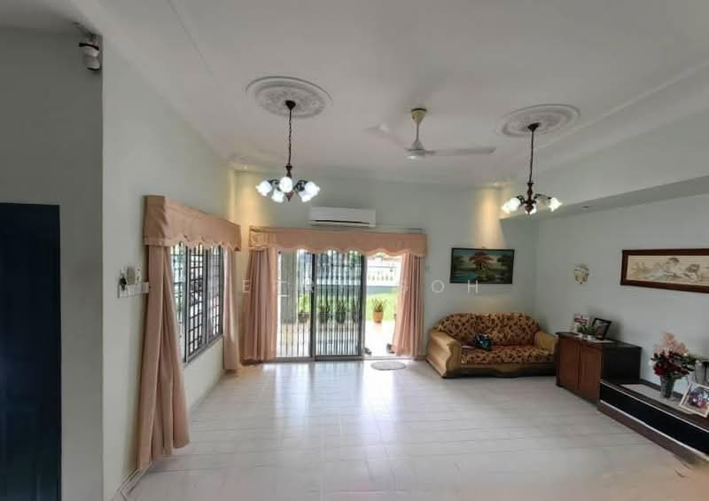 Semi-Detached House for Sale in Taman Iskandar (Johor Bahru) - Herry Goh - Living Room - PropertyGuru.com.my
