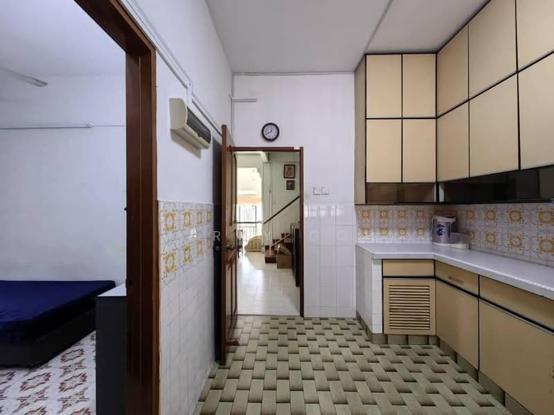 Semi-Detached House for Sale in Taman Iskandar (Johor Bahru) - Herry Goh - Kitchen - PropertyGuru.com.my