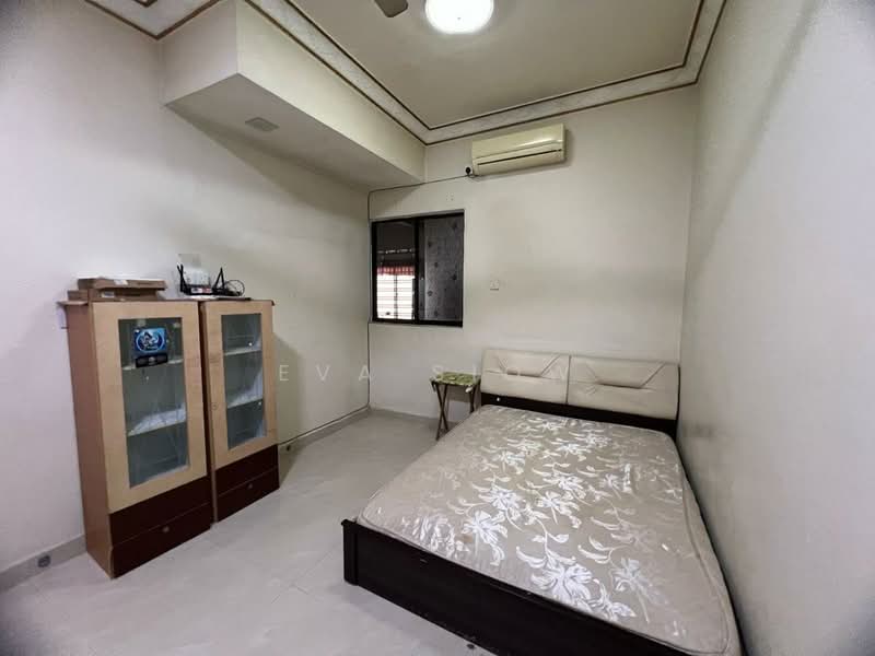 Rumah Teres 2 Tingkat untuk Dijual di Taman Nusa Bestari 2 (Iskandar Puteri (Nusajaya)) - Eva Siow - Bedroom - PropertyGuru.com.my