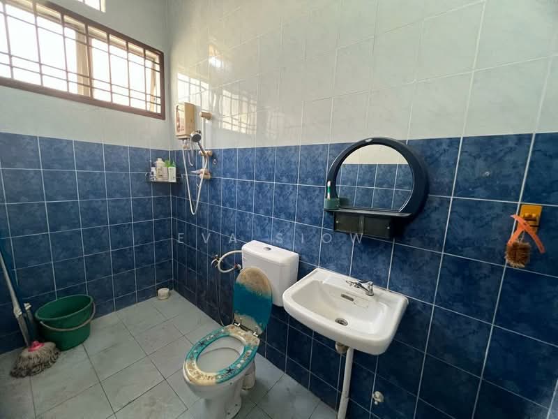 Rumah Teres 2 Tingkat untuk Dijual di Taman Nusa Bestari 2 (Iskandar Puteri (Nusajaya)) - Eva Siow - Bathroom - PropertyGuru.com.my