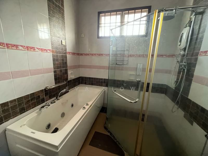 Rumah Teres 2 Tingkat untuk Dijual di Taman Nusa Bestari 2 (Iskandar Puteri (Nusajaya)) - Eva Siow - Bathroom - PropertyGuru.com.my
