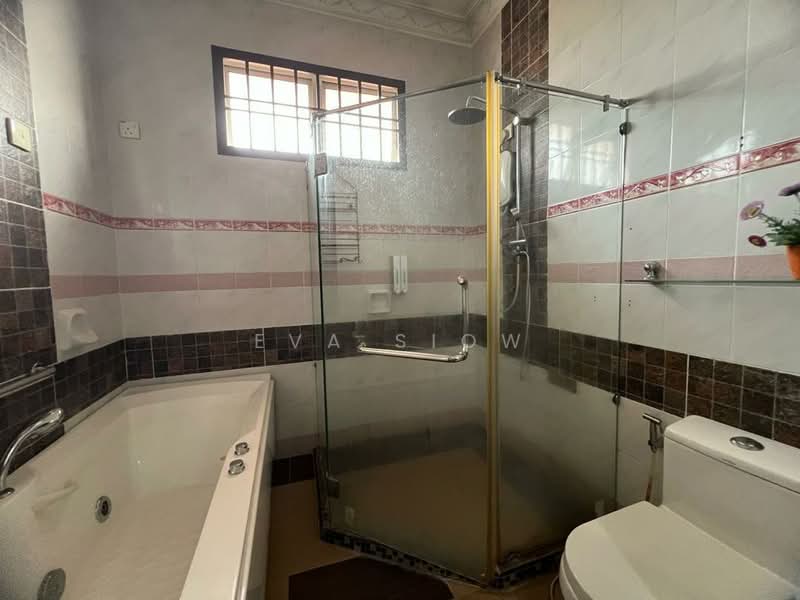 Rumah Teres 2 Tingkat untuk Dijual di Taman Nusa Bestari 2 (Iskandar Puteri (Nusajaya)) - Eva Siow - Bathroom - PropertyGuru.com.my