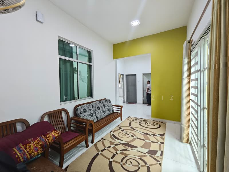 Terraced House for Sale in Kuantan (Pahang) - Mohammad Azizi - Living Room - PropertyGuru.com.my