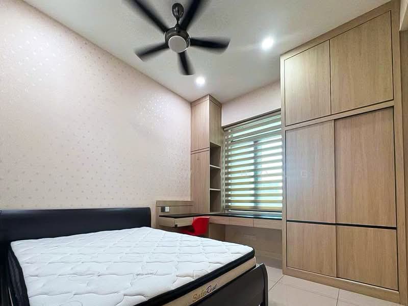 Condominium for Rent at Iconic Skies - Andrew Chong - Bedroom - PropertyGuru.com.my