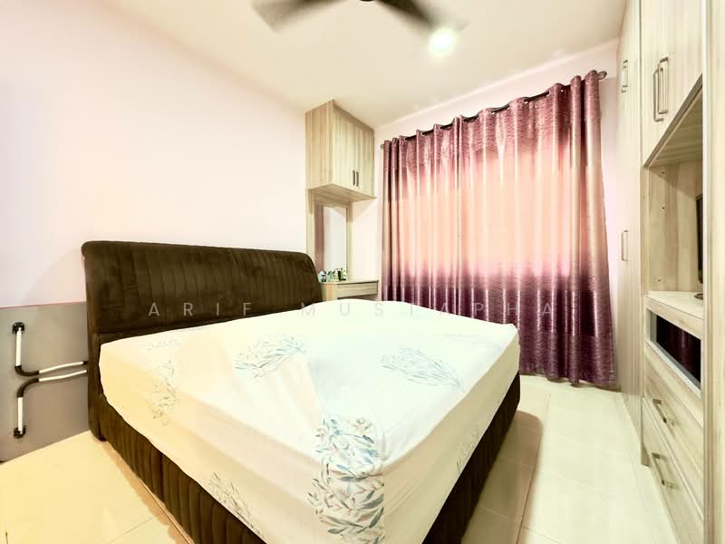 Condominium for Sale at Kristal Heights - Arif Mustapha - Bedroom - PropertyGuru.com.my