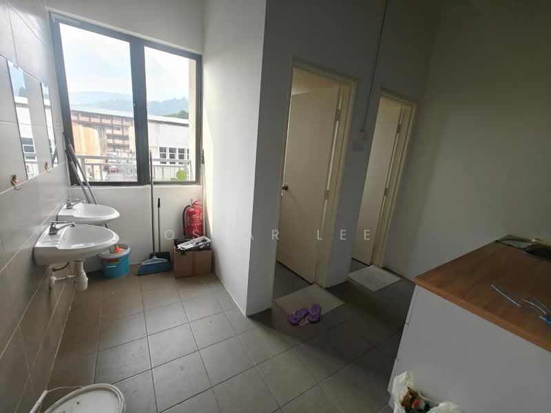 Shop / Office for Rent in Taman Ehsan (Kepong) - Oscar Lee - Bathroom - PropertyGuru.com.my