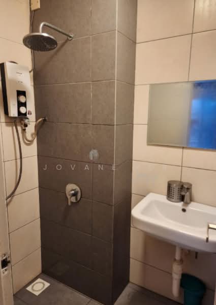 Condominium for Rent at The Holmes 1 - Jovane Por - Bathroom - PropertyGuru.com.my