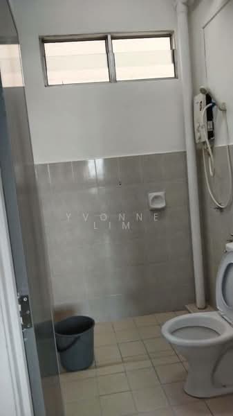Servis Apartment untuk Dijual di Lake View Suites - Yvonne Lim - Bathroom - PropertyGuru.com.my