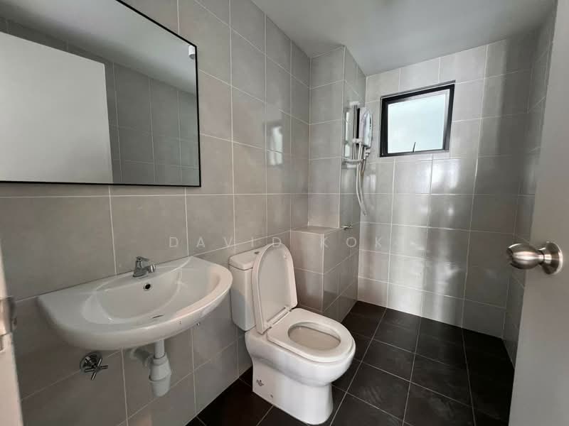 Servis Apartment untuk Disewa di Huni @ Eco Ardence - David Kok - Bathroom - PropertyGuru.com.my