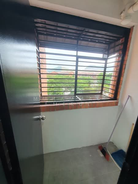 Pangsapuri untuk Disewa di Alam Budiman (Sri Budiman) - Muhammad Amerul - Balcony - PropertyGuru.com.my