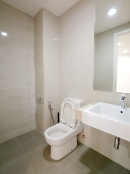 Servis Apartment untuk Disewa di Serviced Residence @ Binjai 8 - Yvonne Ng - Bathroom - PropertyGuru.com.my