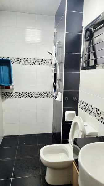Service Residence for Sale at Sky View - Eva Siow - Bathroom - PropertyGuru.com.my