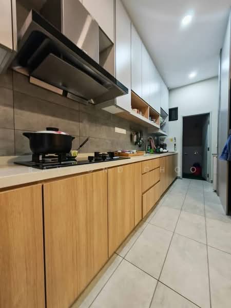Semi-Detached House for Sale in Setia Utama (Setia Alam) - Raymond Choo - Kitchen - PropertyGuru.com.my