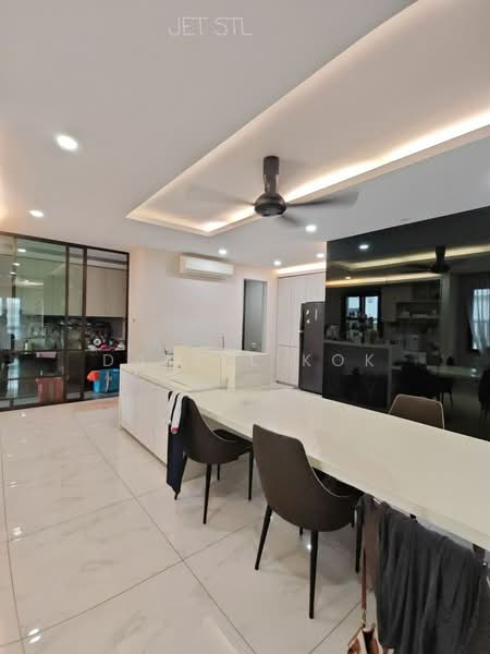 Cluster House for Sale in Setia Utama (Setia Alam) - Daniel Kok - Living Room - PropertyGuru.com.my