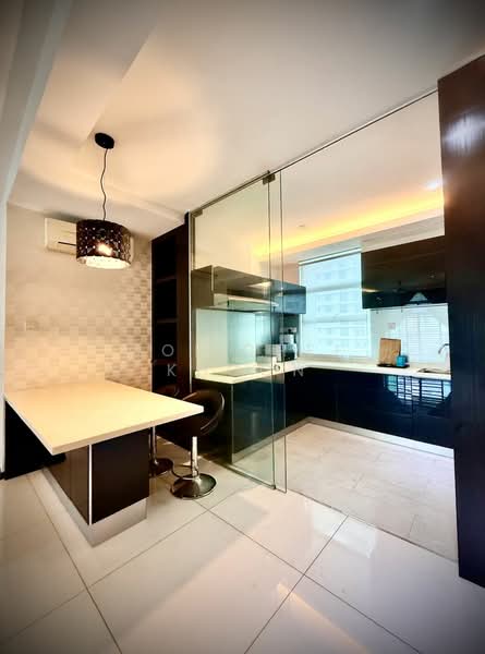 Condominium for Sale at The Brezza - Ooi Chee Khoon - Kitchen - PropertyGuru.com.my