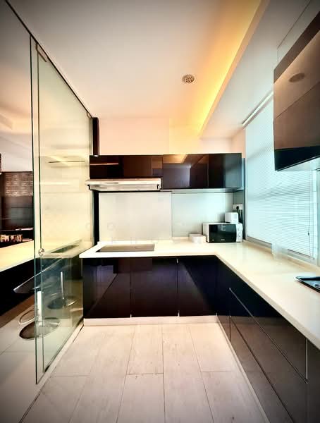 Condominium for Sale at The Brezza - Ooi Chee Khoon - Kitchen - PropertyGuru.com.my