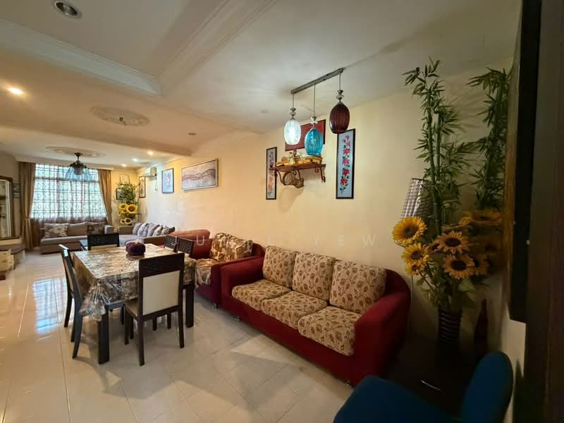 Townhouse for Sale in Skudai (Johor) - Julie Yew - Living Room - PropertyGuru.com.my