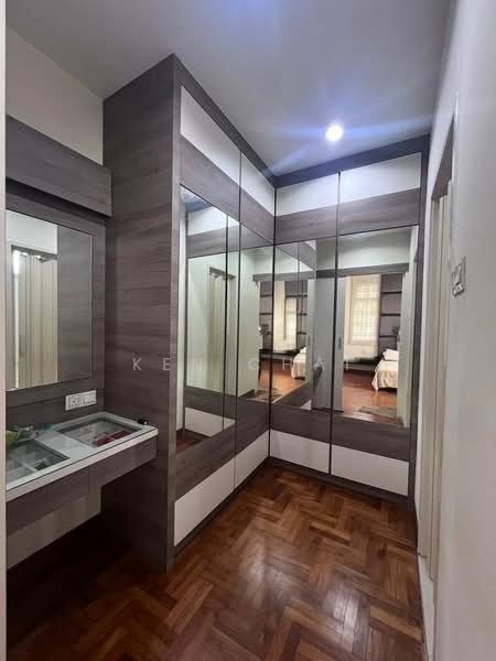 Semi-Detached House for Sale in Taman Pelangi Indah (Ulu Tiram) - Ken Chai - PropertyGuru.com.my