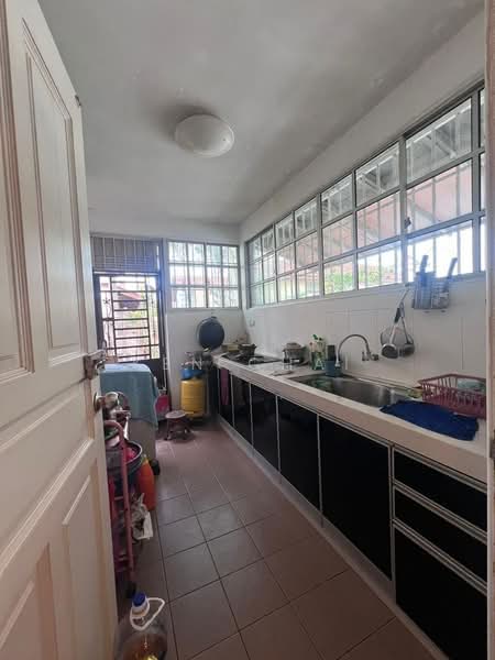 Semi-Detached House for Sale in Taman Pelangi Indah (Ulu Tiram) - Ken Chai - PropertyGuru.com.my