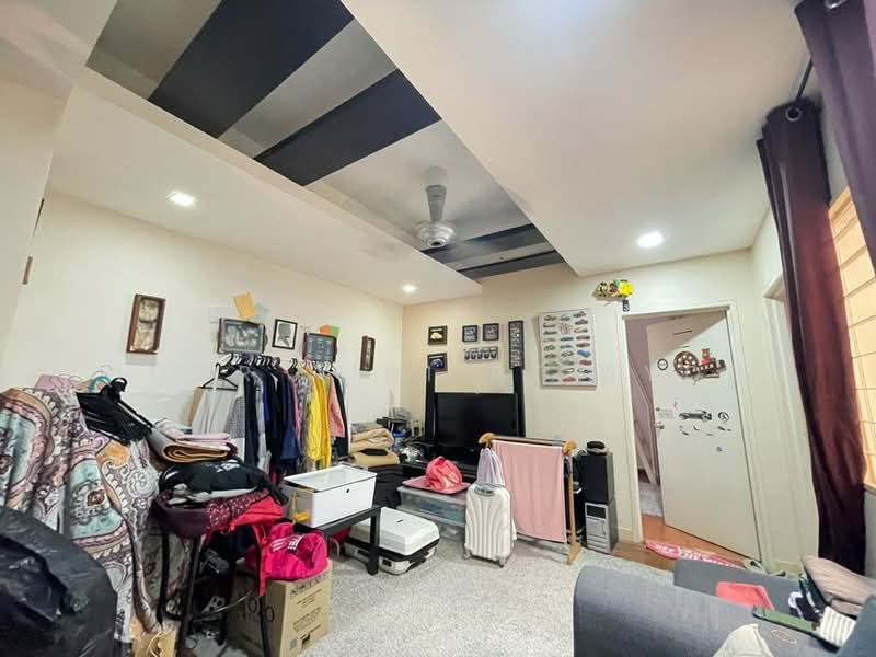 2.5-storey Terraced House for Sale in Wangsa Maju (Kuala Lumpur) - Noor Aini Bt Ayob - Living Room - PropertyGuru.com.my