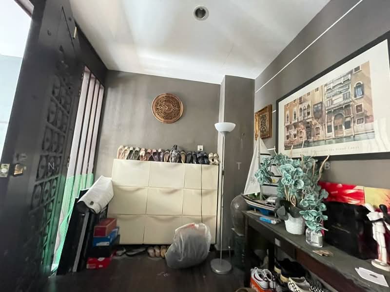 2.5-storey Terraced House for Sale in Wangsa Maju (Kuala Lumpur) - Noor Aini Bt Ayob - Entrance - PropertyGuru.com.my