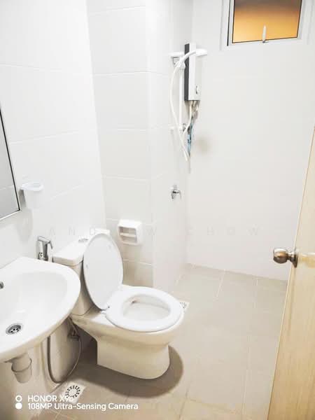 Kondominium untuk Disewa di Ideal Residency - Andrew Chow - Bathroom - PropertyGuru.com.my