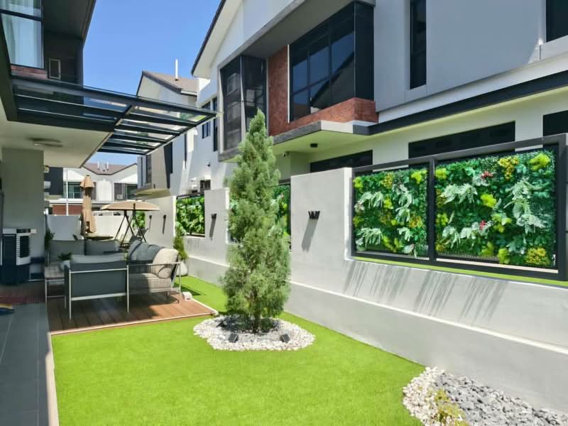 For Sale - LAMAN HIJAUAN ASPIRA
