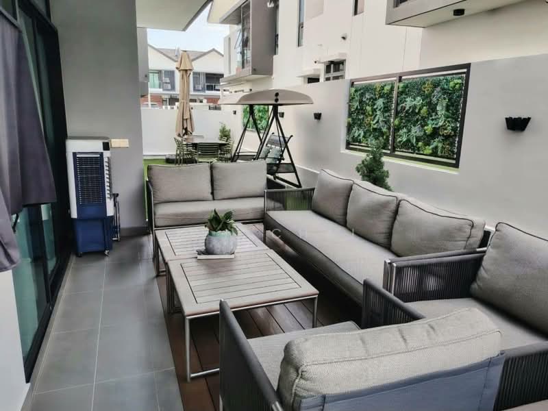 For Sale - LAMAN HIJAUAN ASPIRA