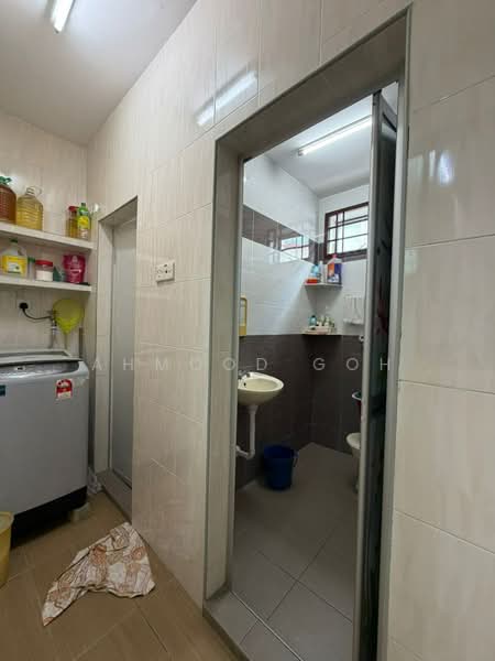 Rumah Teres 2 Tingkat untuk Dijual di Taman Pulai Utama (Skudai) - AhMood Goh - Bathroom - PropertyGuru.com.my