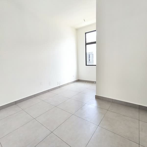 2-storey Terraced House for Sale in Taman Mount Austin (Tebrau) - Ken Chai - PropertyGuru.com.my