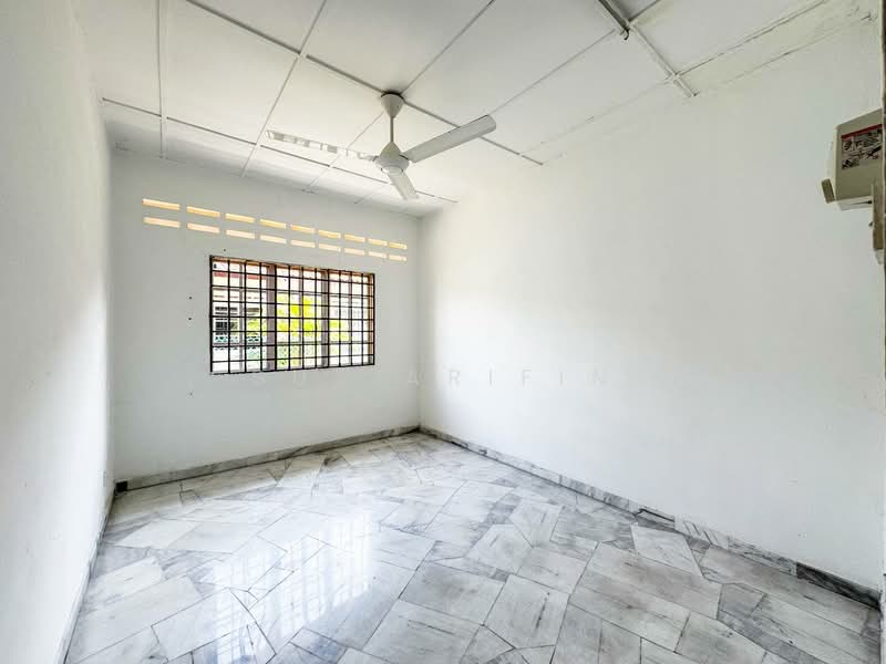 Bungalow for Sale in Bandar Mahkota Banting (Tanjong Duabelas) - Sue Arifin - Interior - PropertyGuru.com.my