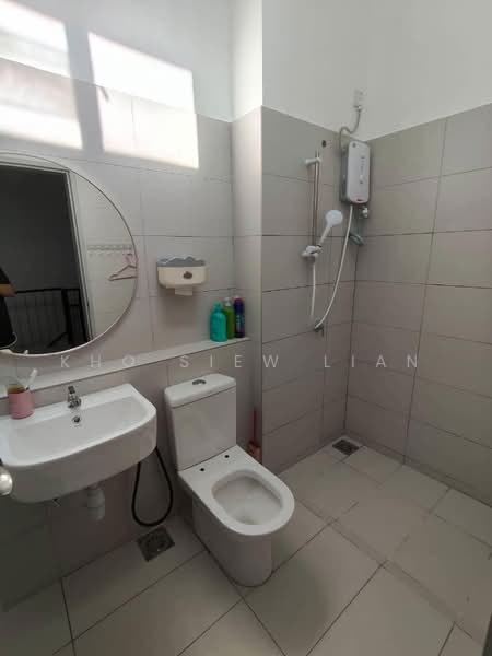 Terraced House for Sale in Johor Bahru (Johor) - Kho Siew Lian - Bathroom - PropertyGuru.com.my