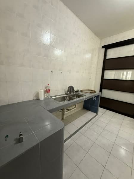 Rumah Teres 2 Tingkat untuk Dijual di Kulai (Johor) - Eve Woon - Kitchen - PropertyGuru.com.my