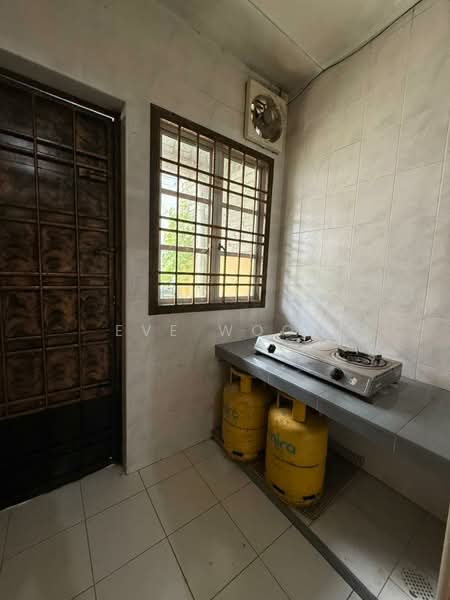 Rumah Teres 2 Tingkat untuk Dijual di Kulai (Johor) - Eve Woon - Kitchen - PropertyGuru.com.my