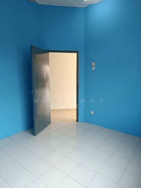 Cluster House for Sale in Taman Seri Inderapura (Kuantan) - Mohammad Azizi - Interior - PropertyGuru.com.my