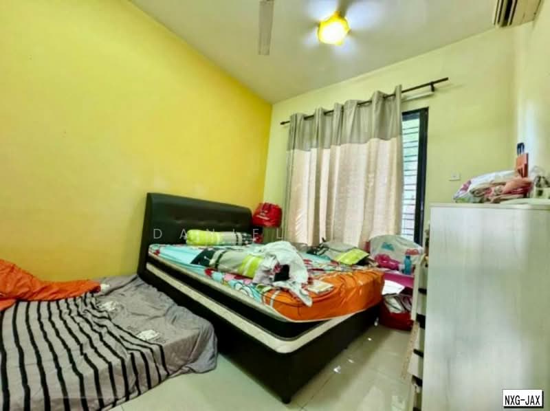 Bungalow for Sale in Aman Perdana (Kapar) - Daniel Kok - Bedroom - PropertyGuru.com.my
