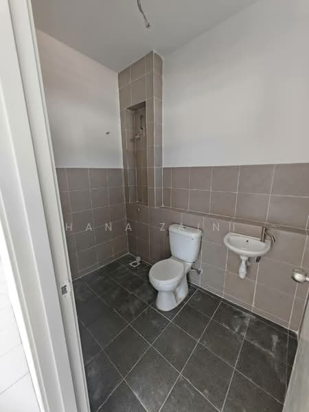 Rumah Teres untuk Dijual di Port Dickson (Negeri Sembilan) - Hana Zaini - Bathroom - PropertyGuru.com.my