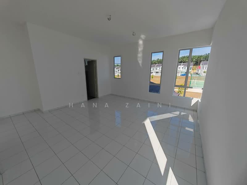 Rumah Teres untuk Dijual di Port Dickson (Negeri Sembilan) - Hana Zaini - room - PropertyGuru.com.my