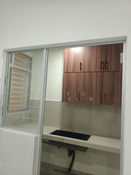 Condominium for Rent at Residensi Sateria - Shafiq Muttalib - Kitchen - PropertyGuru.com.my