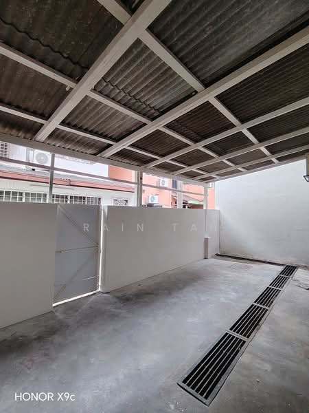 Rumah Teres 1.5 Tingkat untuk Disewa di Sri Petaling (Kuala Lumpur) - Rain Tan - Exterior - PropertyGuru.com.my