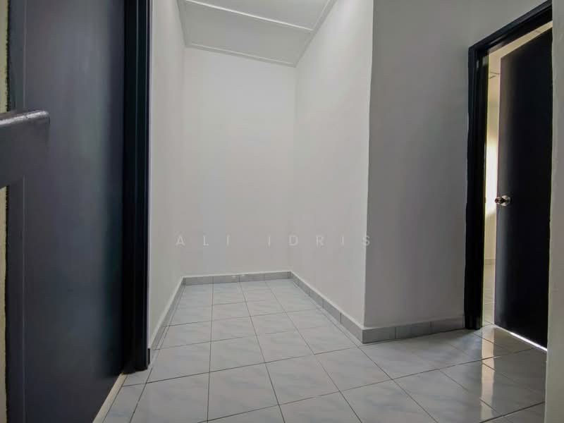 2-storey Terraced House for Sale in Bandar Bukit Puchong (Puchong) - Ali Idris - Interior - PropertyGuru.com.my